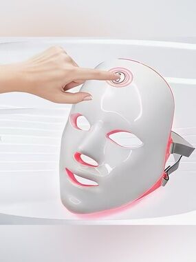 LED Photon Therapy Facial Mask - White & Pink